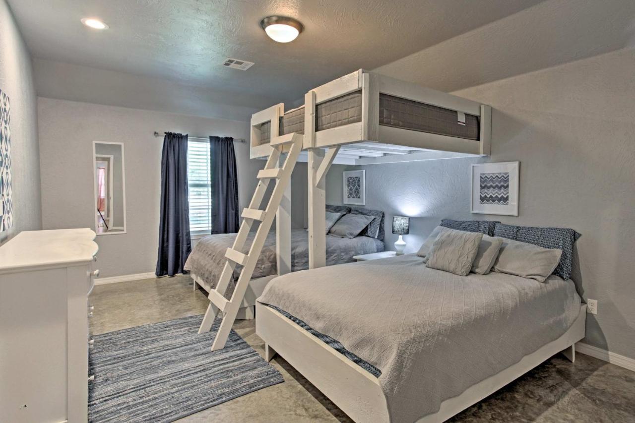 Kingston Modern Retreat With Gas Grill - Walk To Lake Texoma! מראה חיצוני תמונה